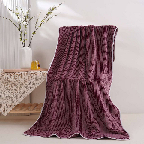 Рушник банний великий мікрофібра Зебра (малиновий) 160х80 см S – великий, легкий, швидковисихаючий