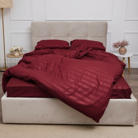 Комплект постільної білизни страйп-сатин, бордовий, півторачний – преміум якість