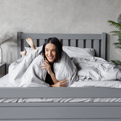 Комплект постільної білизни страйп-сатин, світло-сірий, євро на резинці – преміум якість