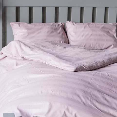 Комплект постільної білизни страйп-сатин, темна пудра, євро на резинці – преміум якість