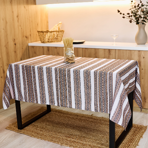 Скатертина з українським вишитим орнаментом, напівбавовна 150 х 150 см – етностиль для дому та свят (анс3-4-15)