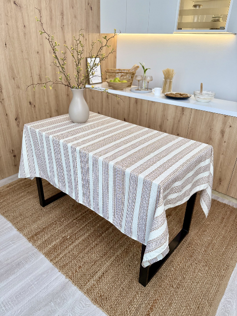 Скатертина з українським вишитим орнаментом, 150 х 220 см – етностиль для дому та свят (нтч1-2-22)