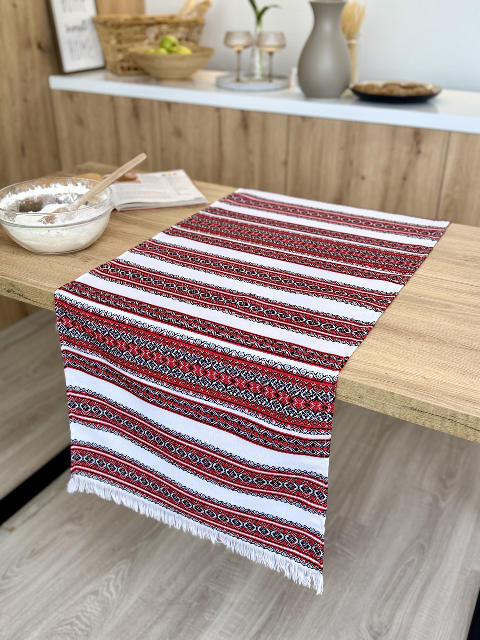 Скатертина-доріжка (ранер) вишита 140 х 47 см (анс3-1-14) - стильний акцент і затишок у сервіруванні