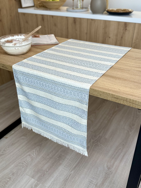 Скатертина-доріжка (ранер) вишита 140 х 47 см (нтч1-1-14) - стильний акцент і затишок у сервіруванні