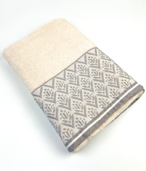 Рушник банний махровий Ялинка (молочний) 140 х 70 см – м’якість і комфорт після кожного душу