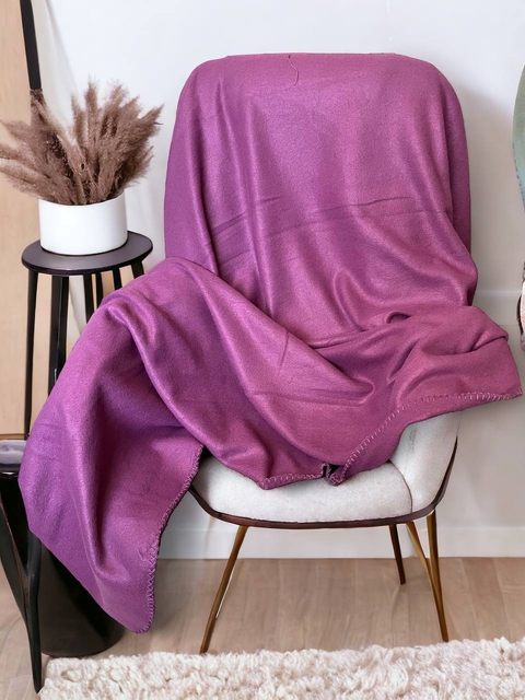 Покривало флісове однотонне (сливовий) 200 х 150 см – легке, м’яке, універсальне
