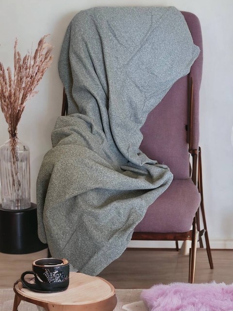 Покривало флісове однотонне (темно - сіре) 200 х 150 см – легке, м’яке, універсальне